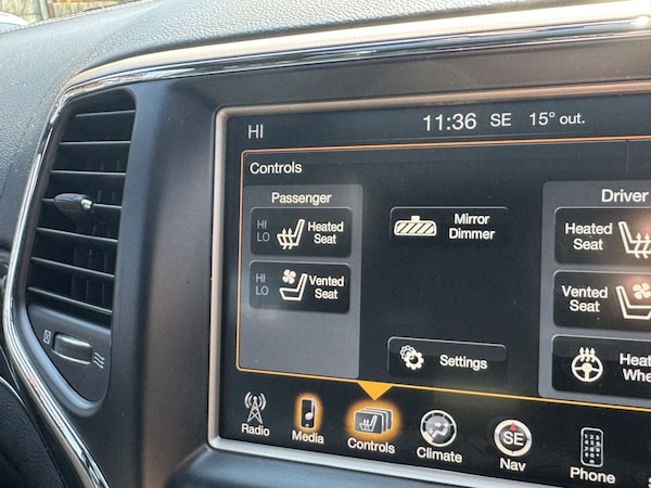 Used Jeep Grand Cherokee 2013 for sale - 74650295: Photo 46
