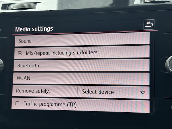 Used Volkswagen Golf 2017 for sale - 74931291: Photo 39