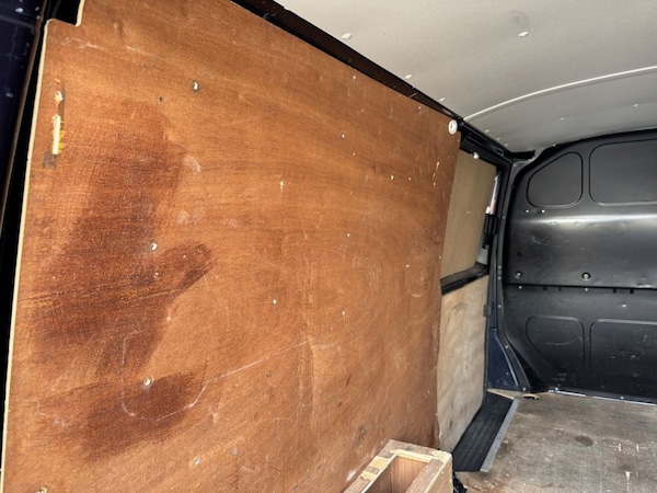 Used Volkswagen Transporter 2018 for sale - 75642179: Photo 39
