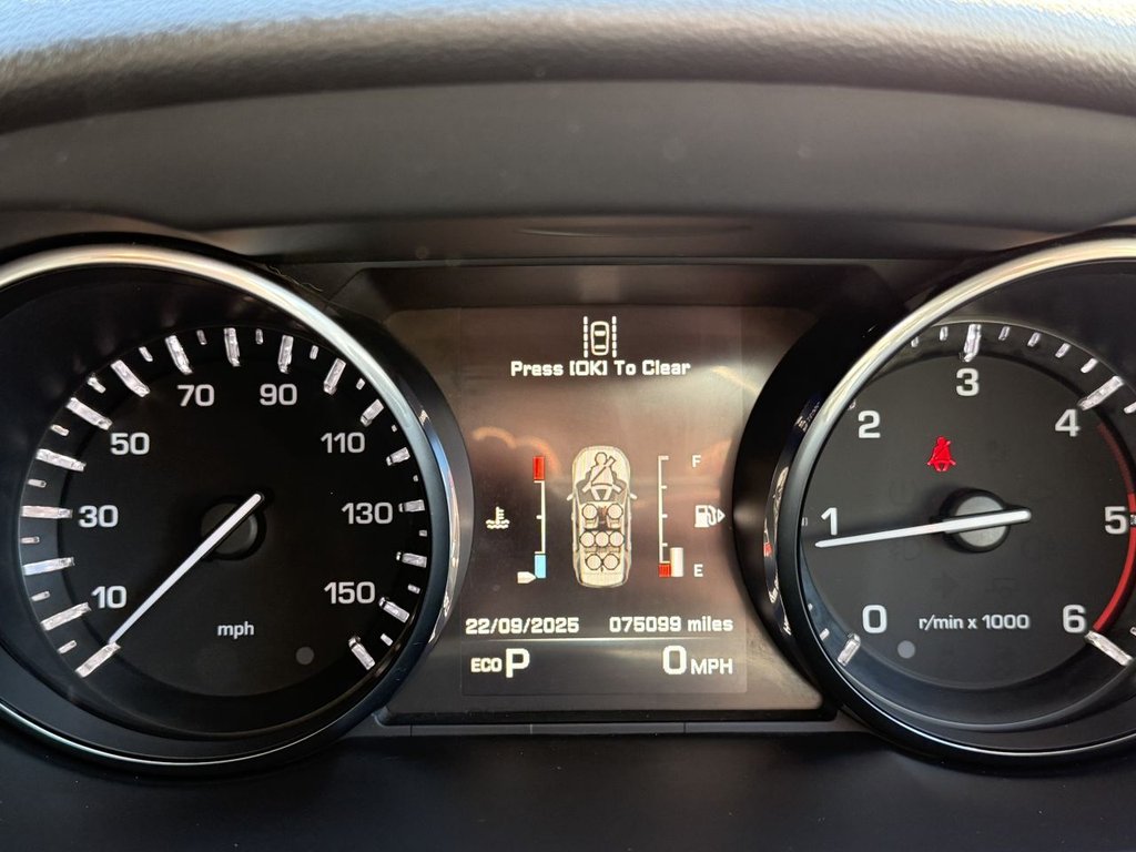Used Land Rover Discovery Sport 2016 for sale - 76033486: Photo 37