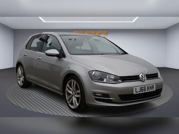 Volkswagen - Golf