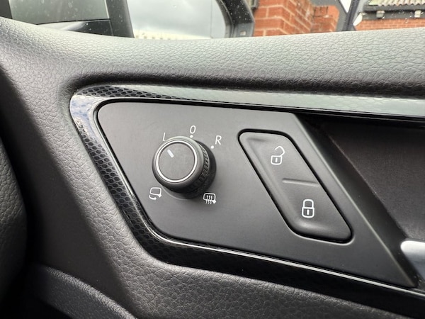 Used Volkswagen Golf 2016 for sale - 75685257: Photo 33
