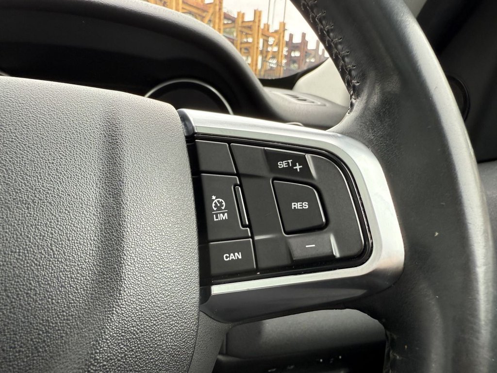 Used Land Rover Discovery Sport 2016 for sale - 76190802: Photo 29