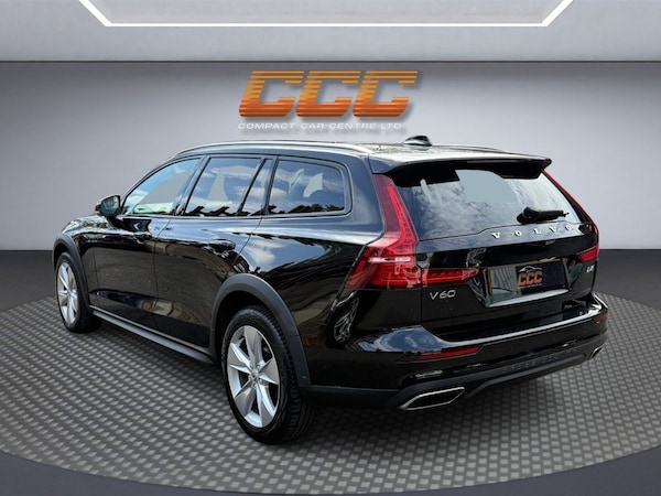 Used Volvo V60 Cross Country 2019 for sale - 76029283: Photo 17