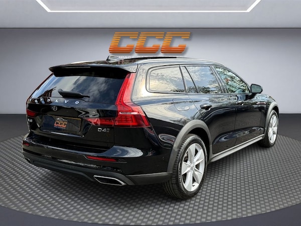 Used Volvo V60 Cross Country 2019 for sale - 76029283: Photo 19
