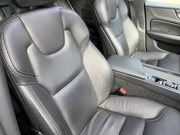 Used Volvo V60 Cross Country 2019 for sale - 76029283: Photo 28