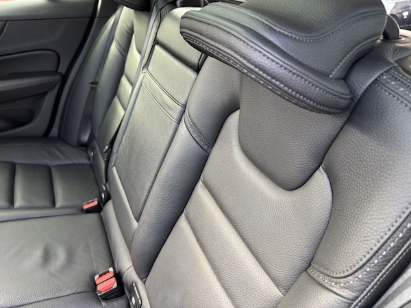 Used Volvo V60 Cross Country 2019 for sale - 76029283: Photo 31