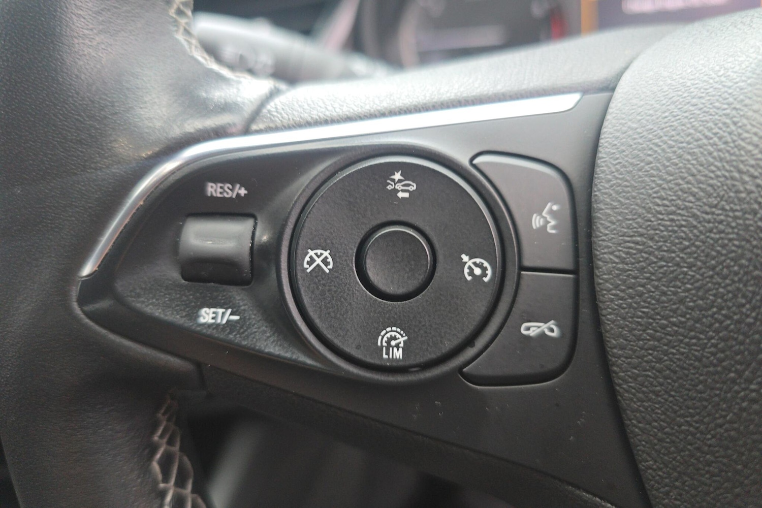 Used Vauxhall Insignia 2018 for sale - 76673630: Photo 19