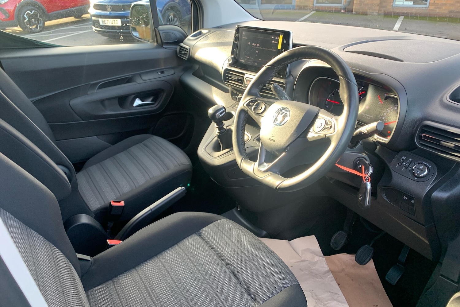 Used Vauxhall Combo Life 2022 for sale - 76673981: Photo 10