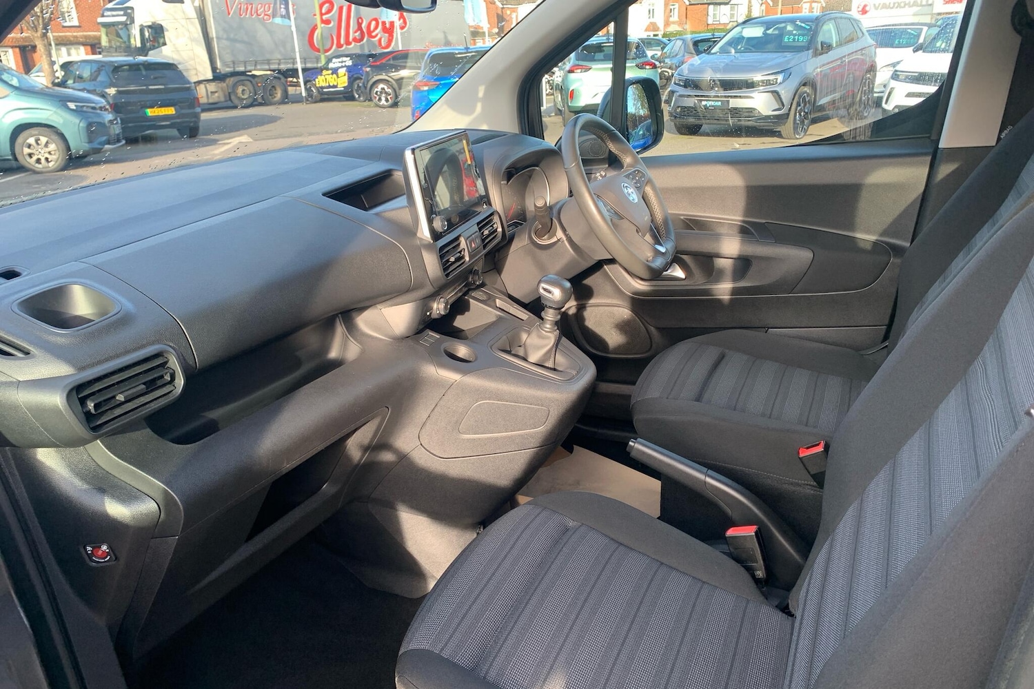 Used Vauxhall Combo Life 2022 for sale - 76673981: Photo 12