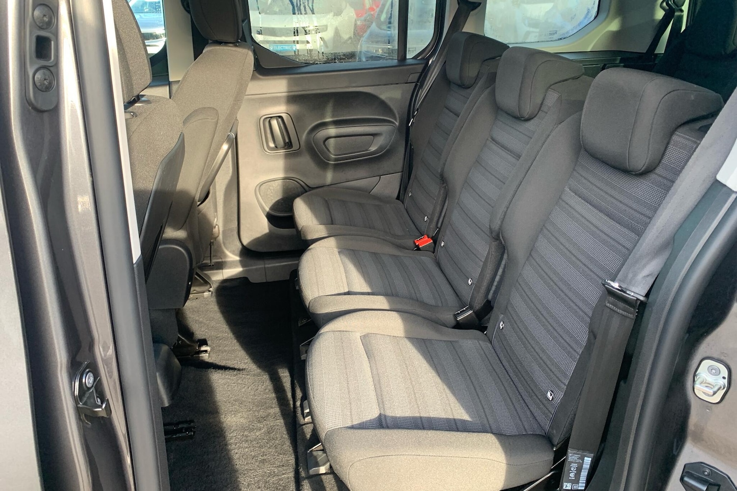 Used Vauxhall Combo Life 2022 for sale - 76673981: Photo 14