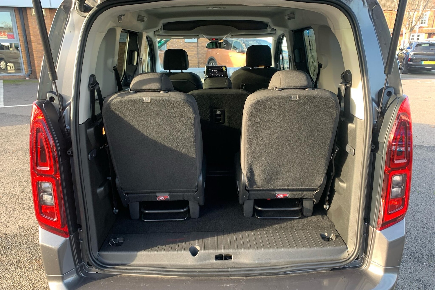 Used Vauxhall Combo Life 2022 for sale - 76673981: Photo 15