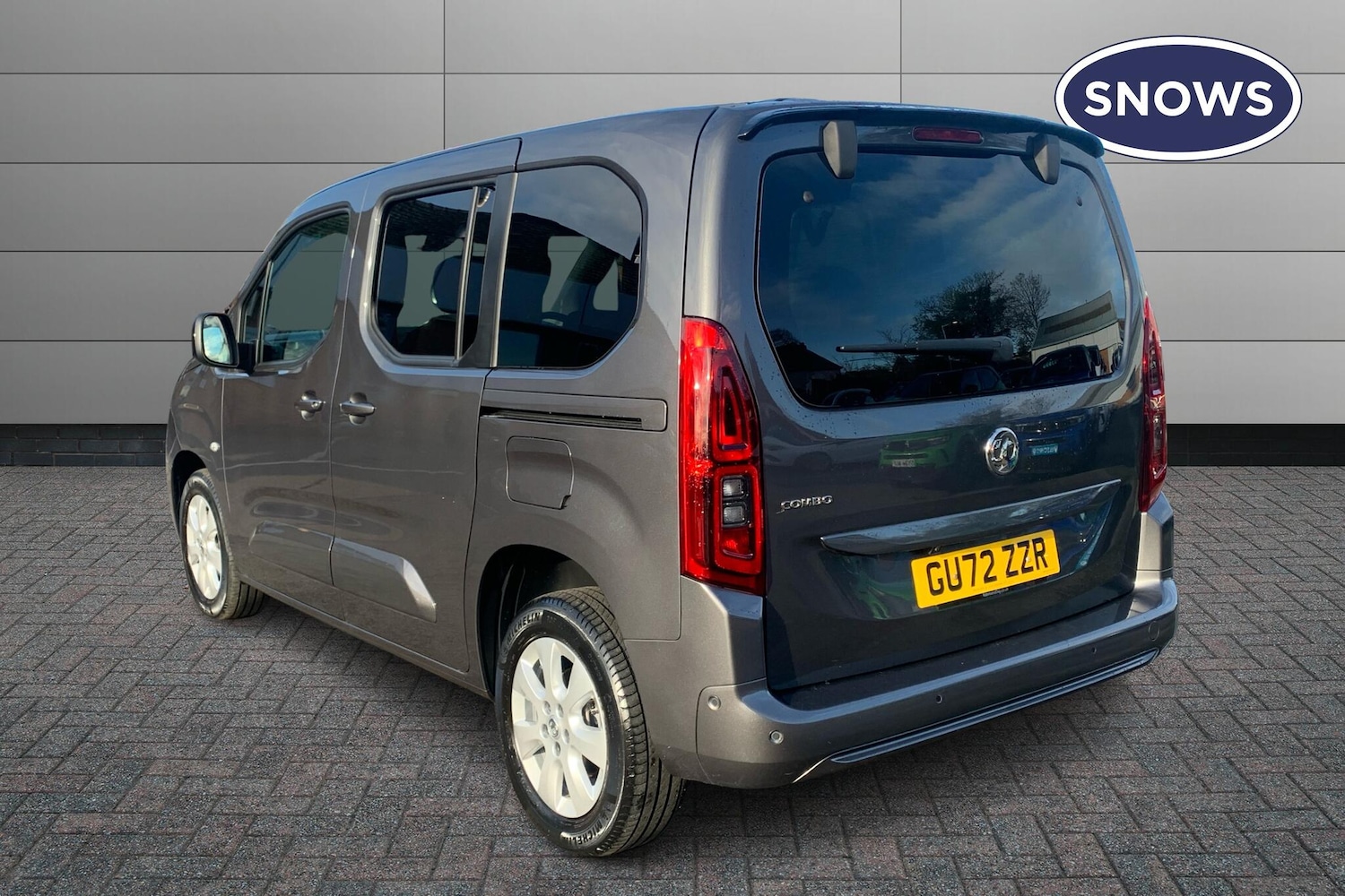 Used Vauxhall Combo Life 2022 for sale - 76673981: Photo 2