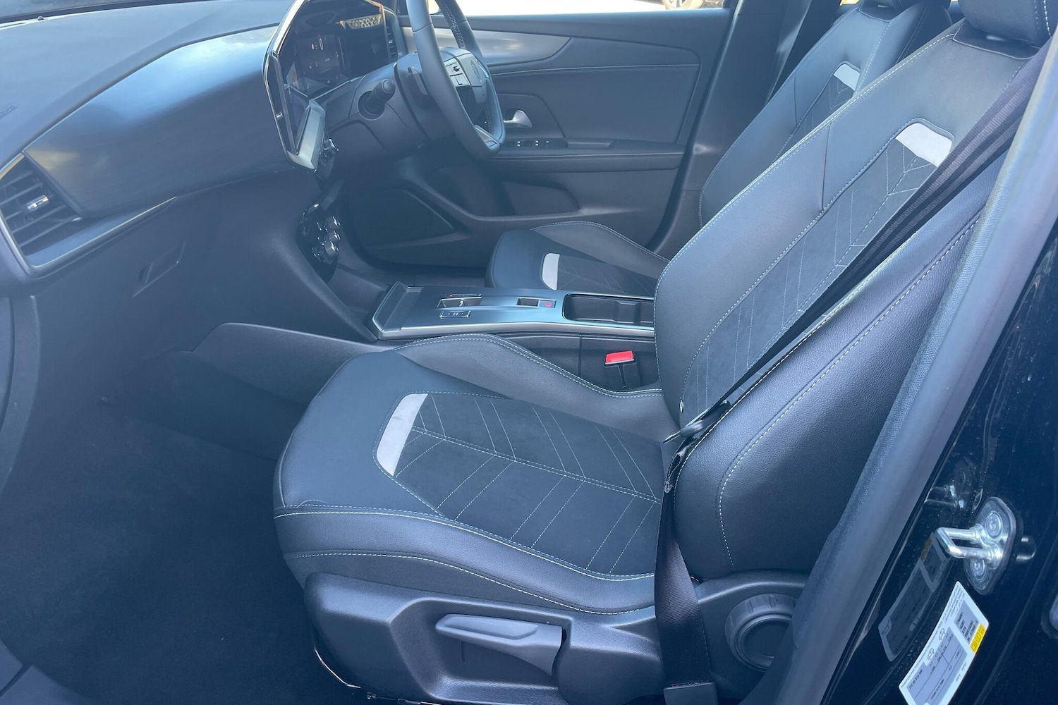 Used Vauxhall Mokka 2025 for sale - 77213635: Photo 12