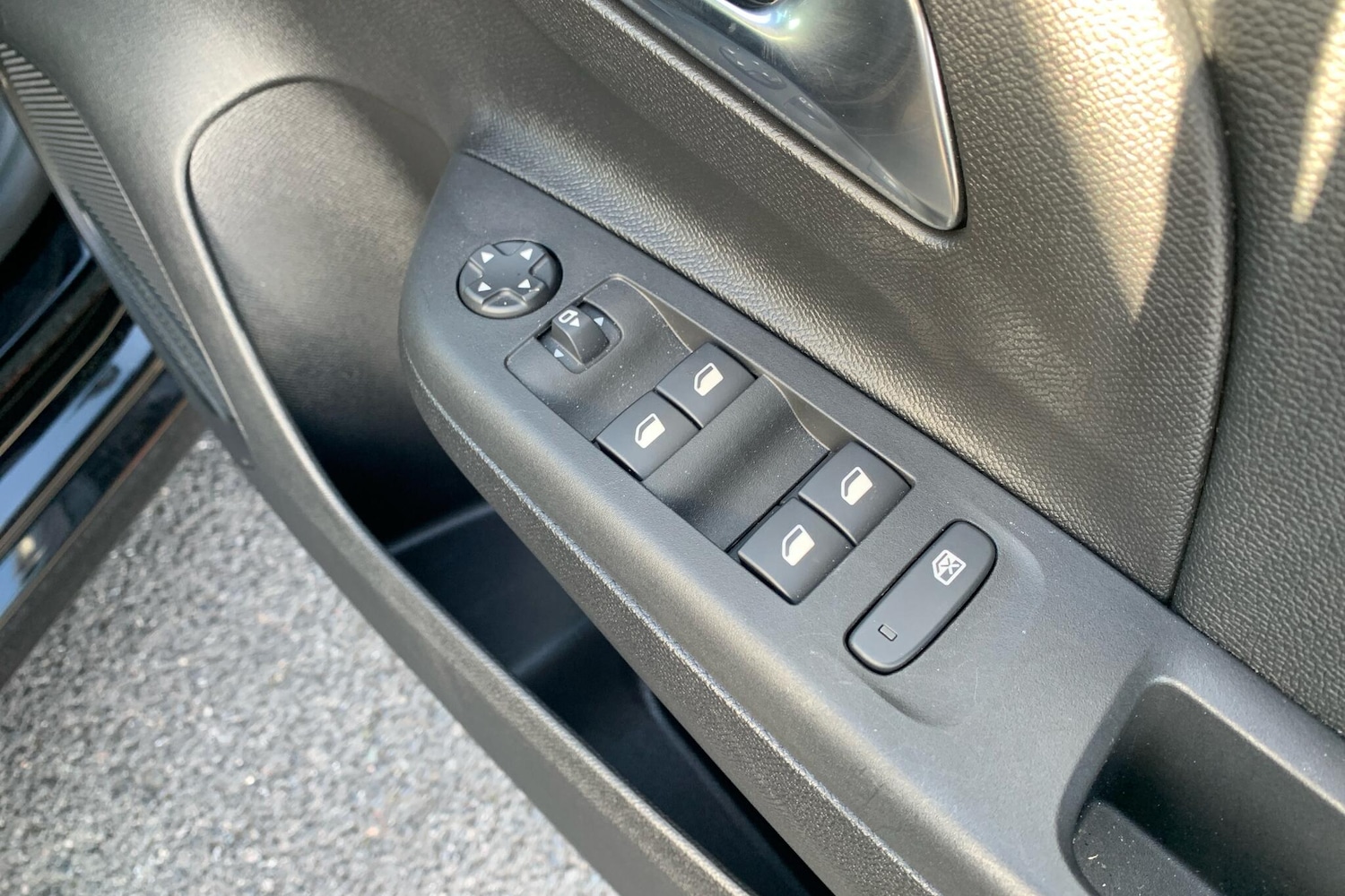 Used Vauxhall Corsa 2024 for sale - 76677031: Photo 17