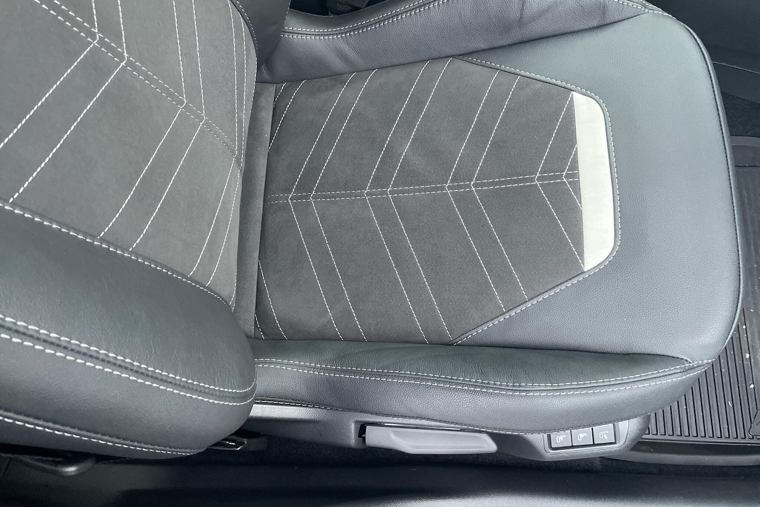 Used Vauxhall Mokka 2024 for sale - 77034505: Photo 23