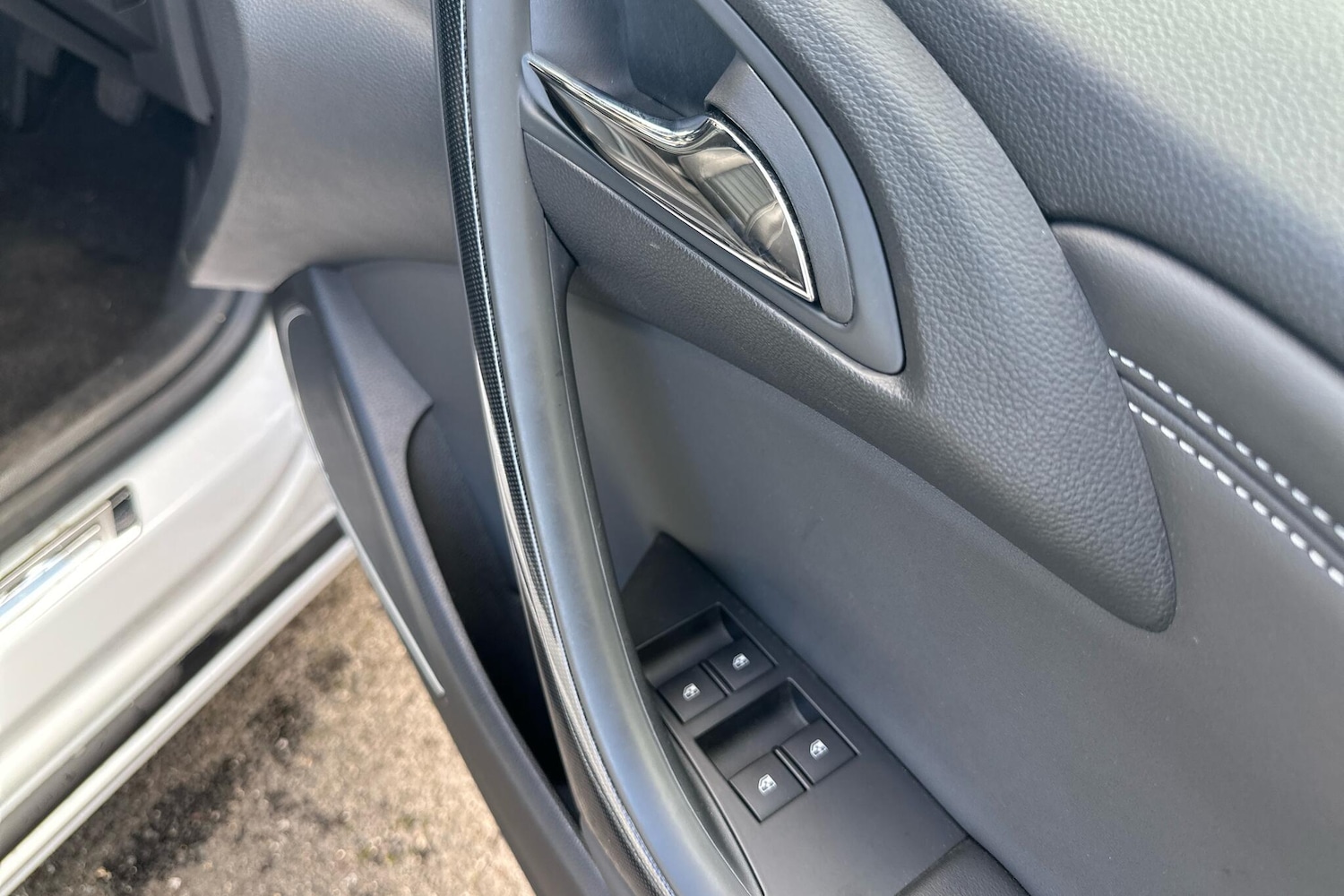 Used Vauxhall Cascada 2017 for sale - 76673462: Photo 17