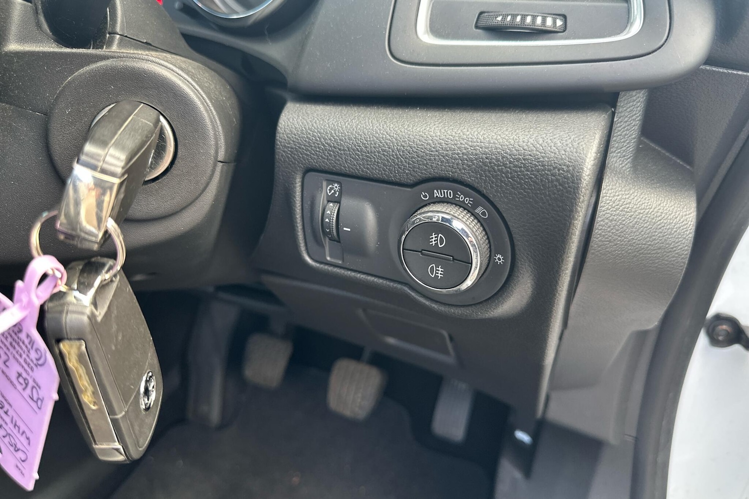 Used Vauxhall Cascada 2017 for sale - 76673462: Photo 19