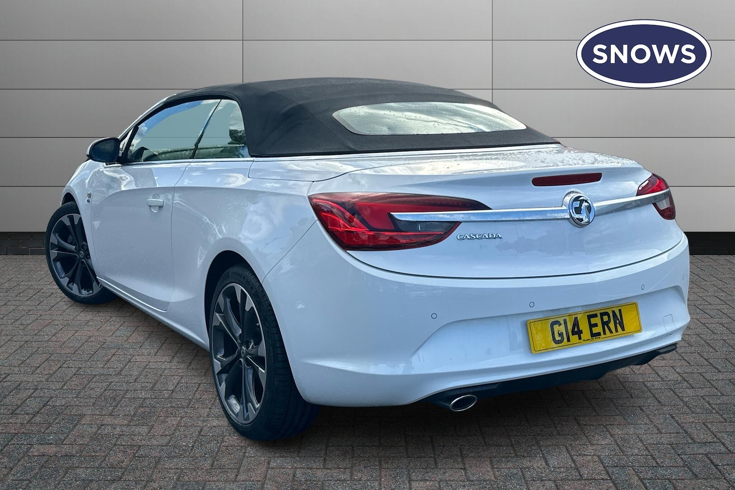 Used Vauxhall Cascada 2017 for sale - 76673462: Photo 2