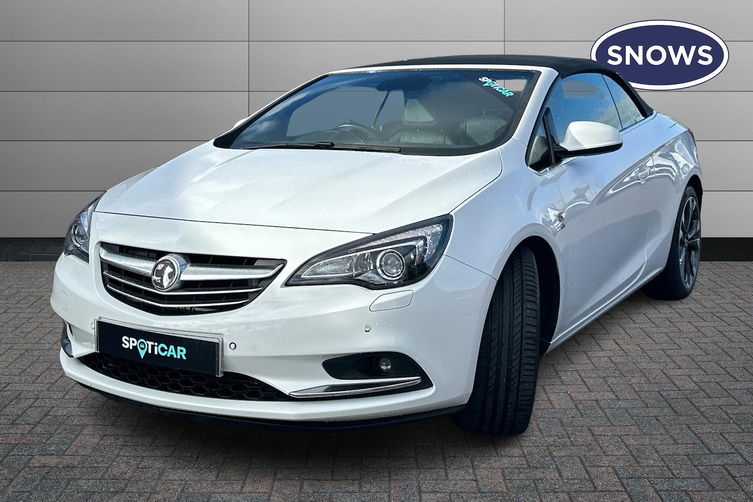 Used Vauxhall Cascada 2017 for sale - 76673462: Photo 3