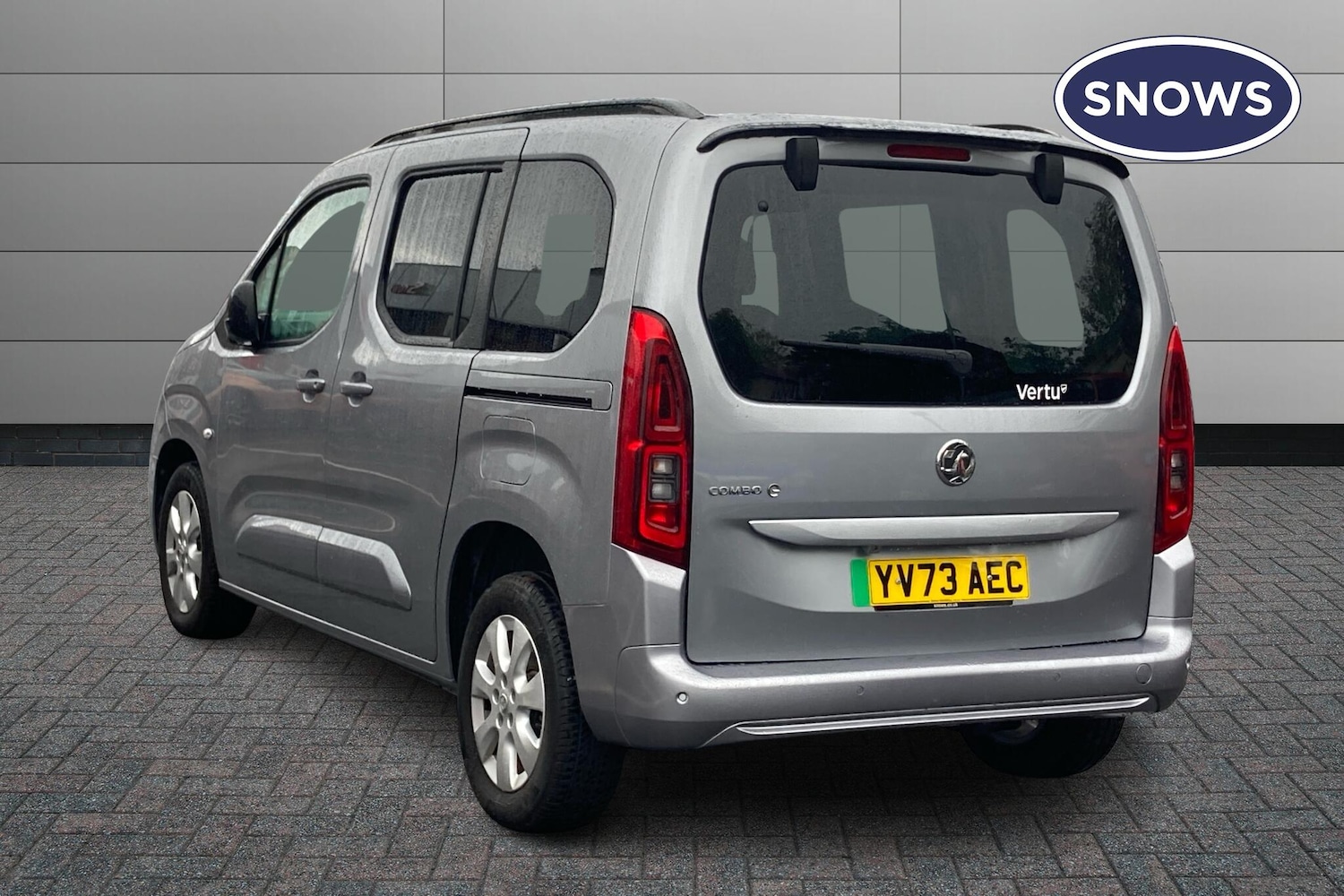 Used Vauxhall Combo Life 2024 for sale - 76677644: Photo 2