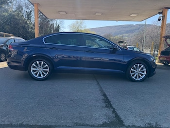 Used Volkswagen Passat 2017 for sale - 77804109: Photo