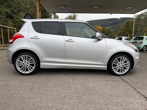 Used Suzuki Swift 2014 for sale - 76226380: Photo 4