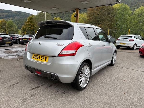 Used Suzuki Swift 2014 for sale - 76226380: Photo 6