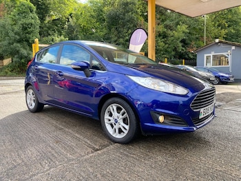 2015 (15) - 1.25 82 Zetec 5dr