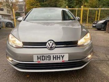 Used Volkswagen Golf 2019 for sale - 76377627: Photo