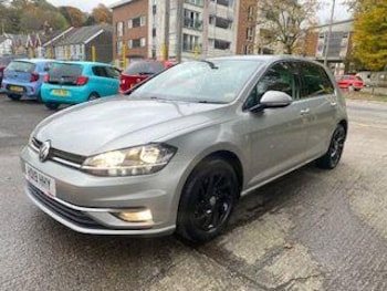 Used Volkswagen Golf 2019 for sale - 76377627: Photo