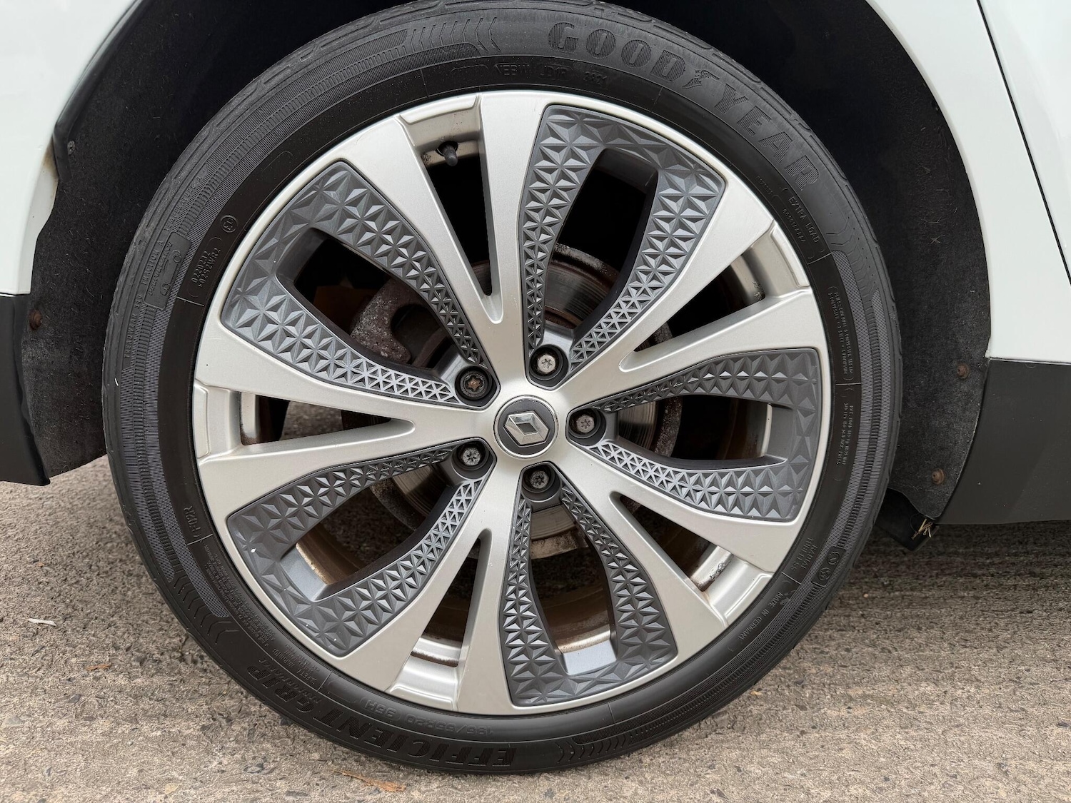 Used Renault Grand Scenic 2017 for sale - 76314930: Photo 22