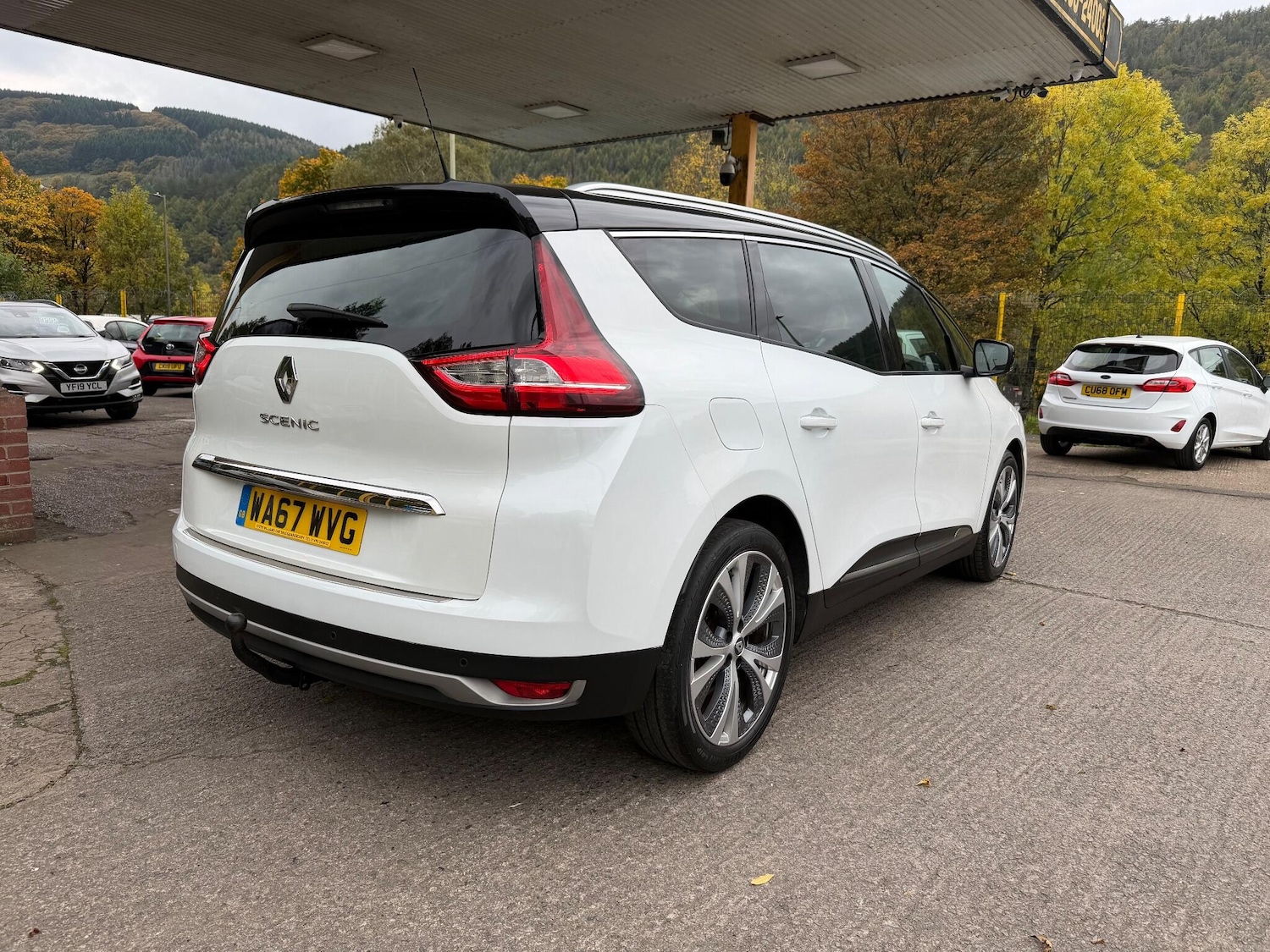 Used Renault Grand Scenic 2017 for sale - 76314930: Photo 6