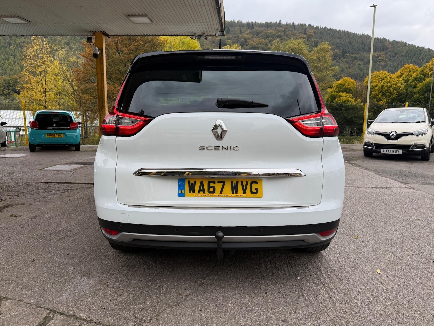 Used Renault Grand Scenic 2017 for sale - 76314930: Photo 7