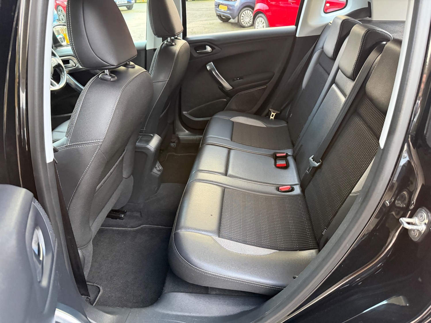 Used Peugeot 2008 2018 for sale - 76824538: Photo 12