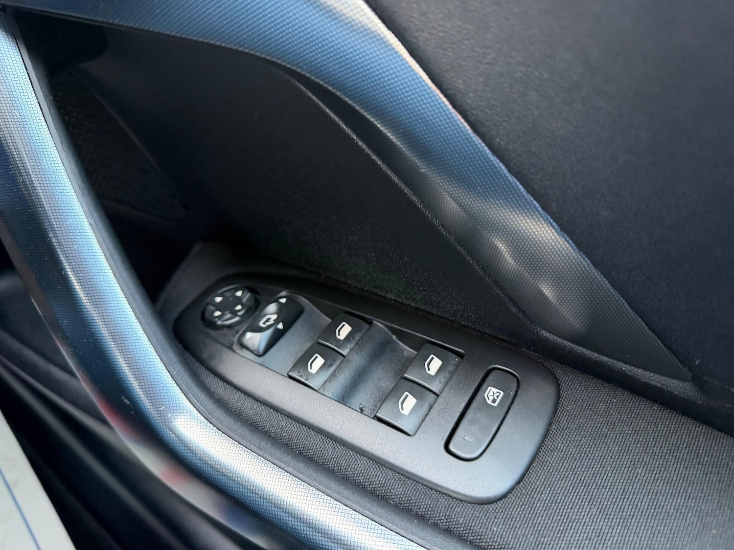 Used Peugeot 2008 2018 for sale - 76824538: Photo 17