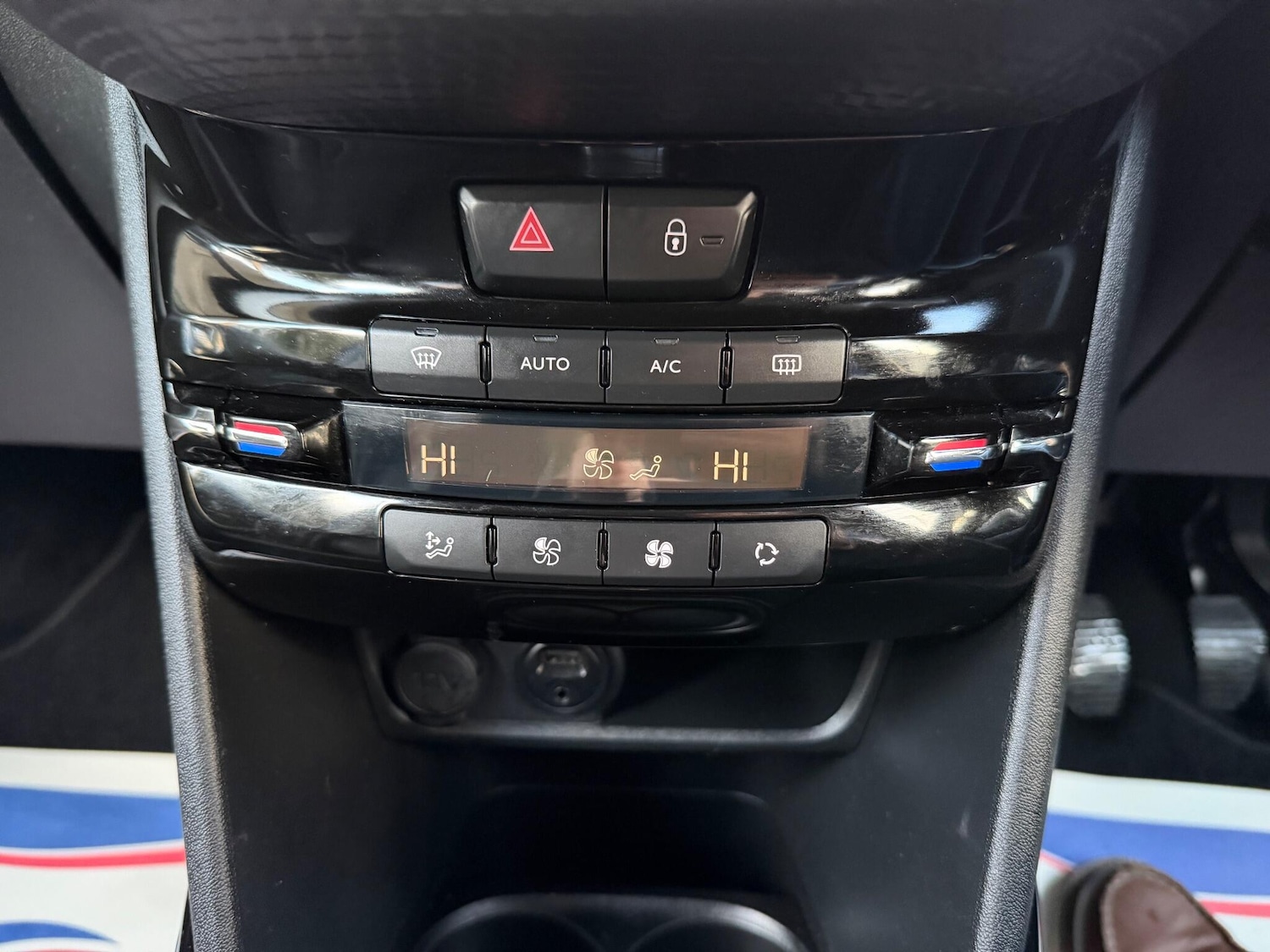 Used Peugeot 2008 2018 for sale - 76824538: Photo 19