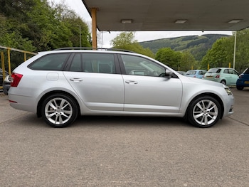 Used Skoda Octavia 2019 for sale - 78212169: Photo