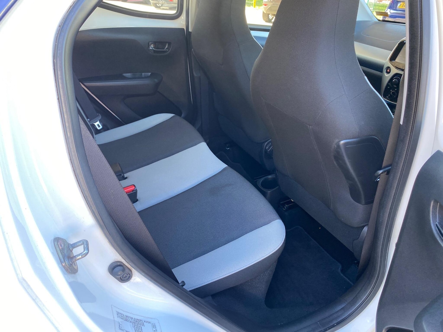 Used Toyota AYGO 2017 for sale - 76360562: Photo 10