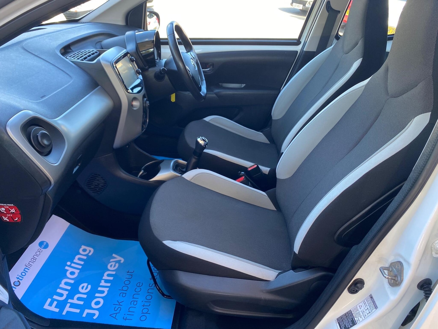 Used Toyota AYGO 2017 for sale - 76360562: Photo 11