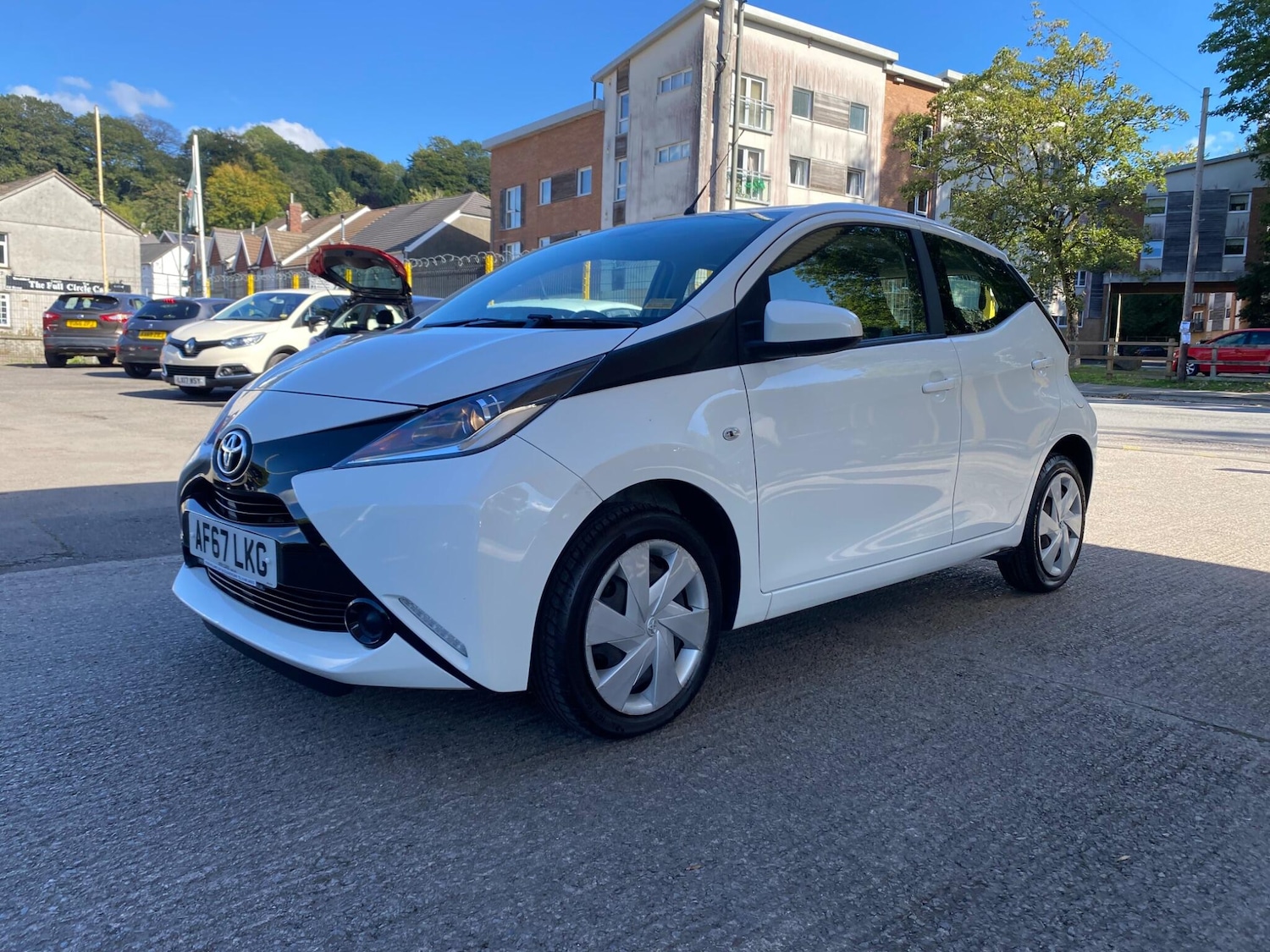 Used Toyota AYGO 2017 for sale - 76360562: Photo 3