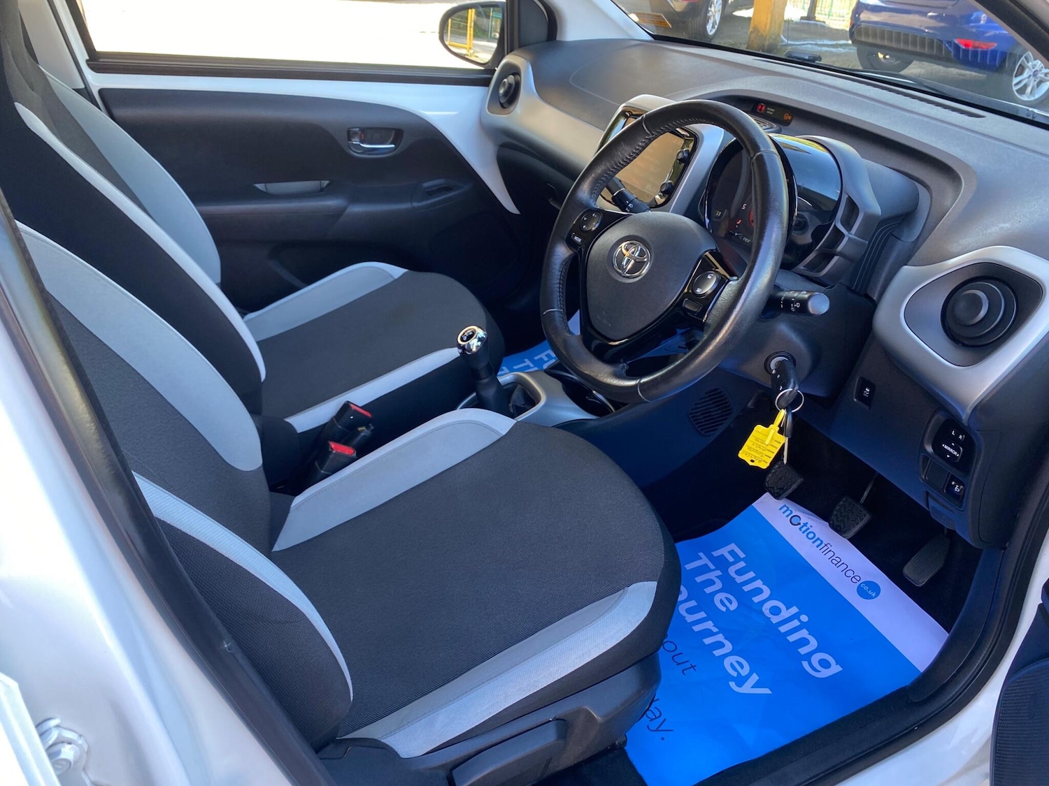 Used Toyota AYGO 2017 for sale - 76360562: Photo 9