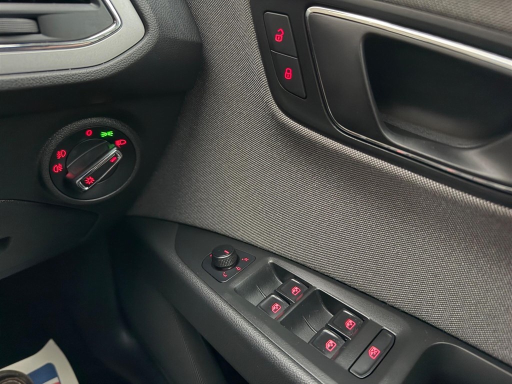 Used SEAT Leon 2019 for sale - 77641056: Photo 20