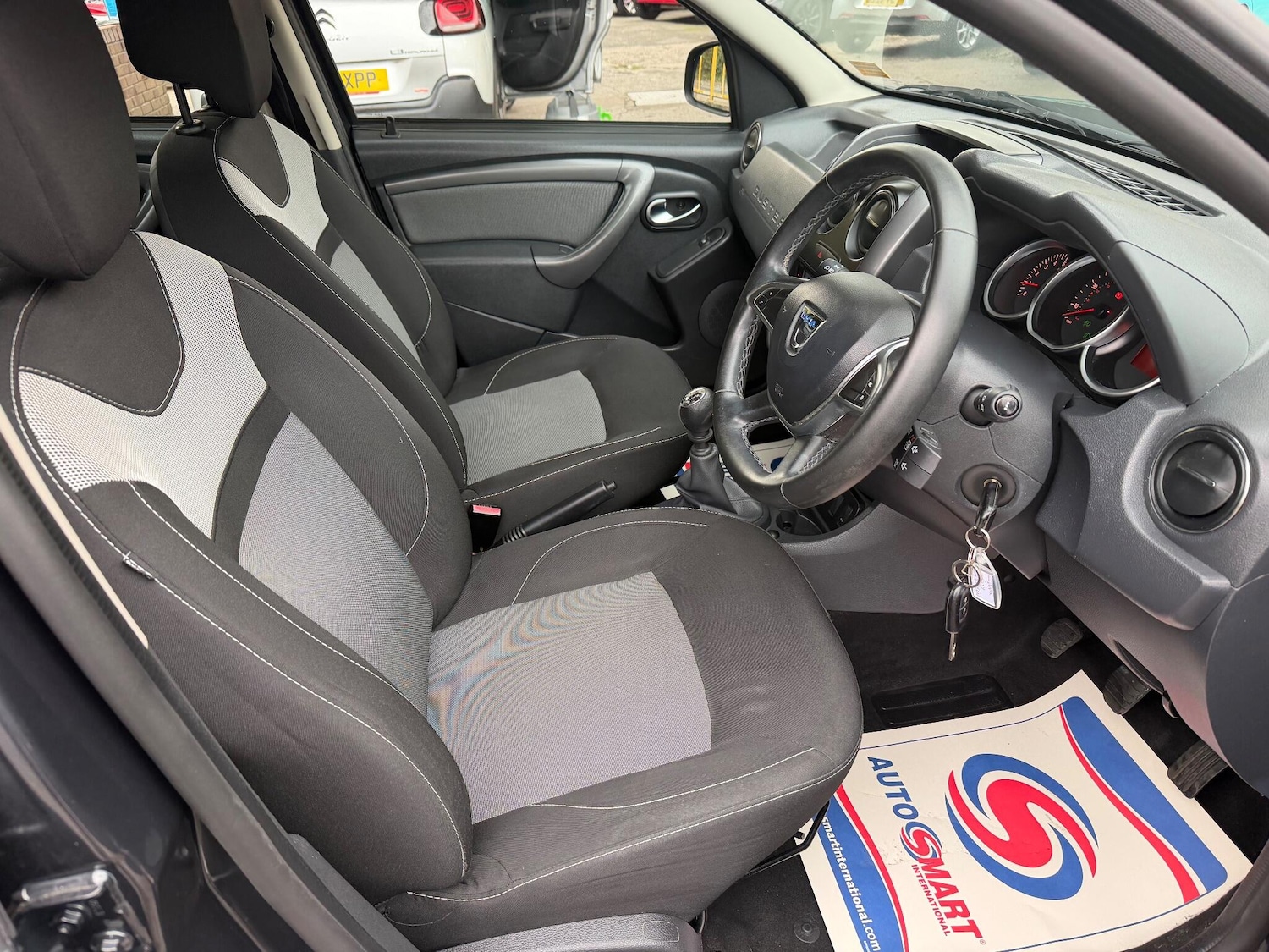 Used Dacia Duster 2017 for sale - 76260296: Photo 9