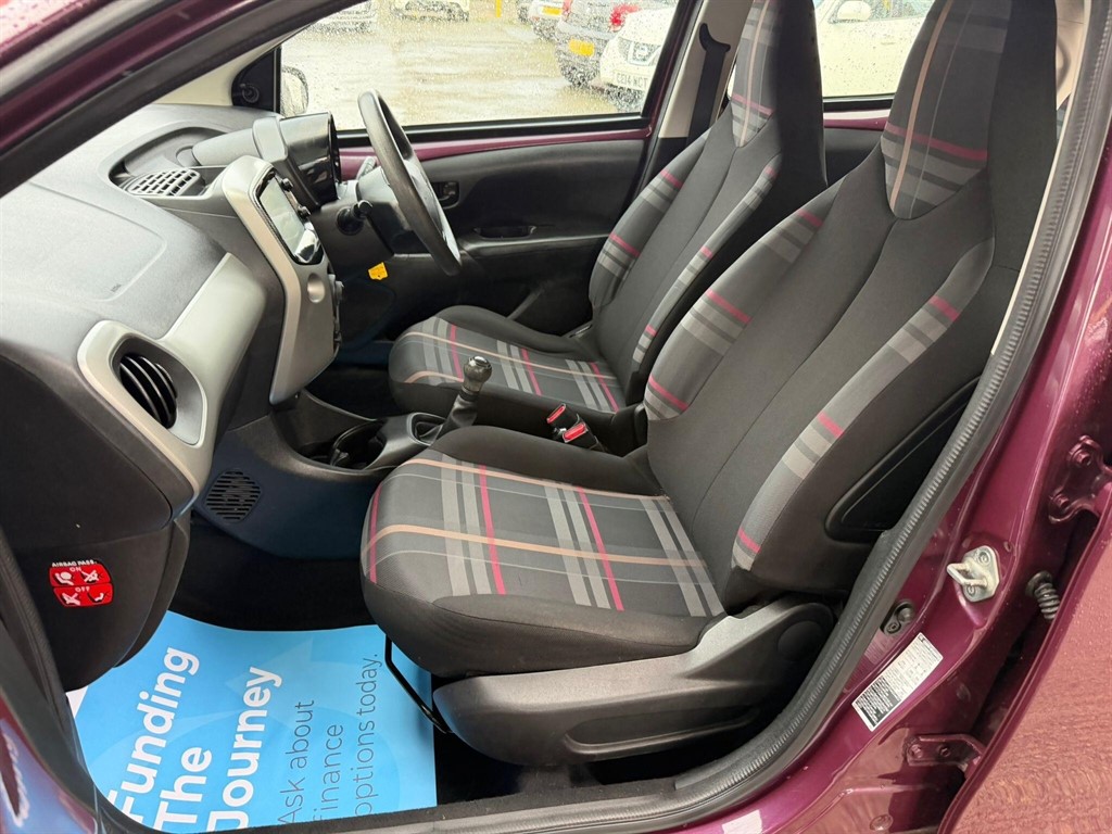 Used Peugeot 108 2015 for sale - 77641050: Photo 11