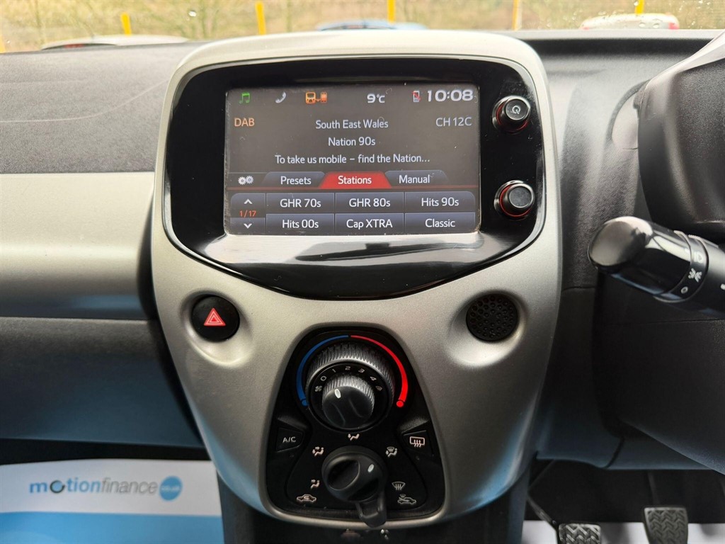 Used Peugeot 108 2015 for sale - 77641050: Photo 14