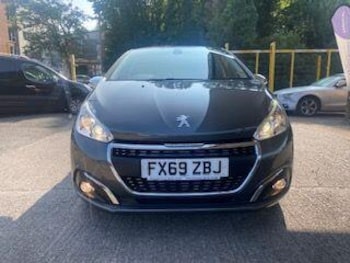 Used Peugeot 208 2019 for sale - 75600869: Photo