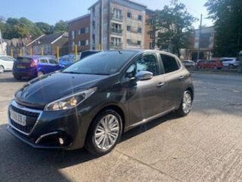 Used Peugeot 208 2019 for sale - 75600869: Photo