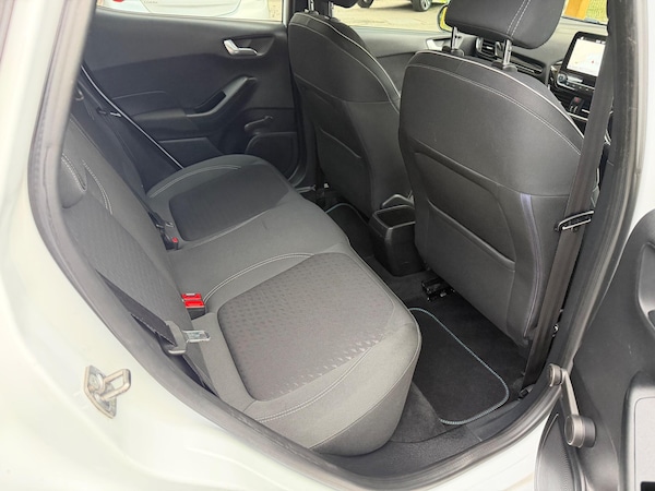 Used Ford Fiesta 2018 for sale - 76260120: Photo 10