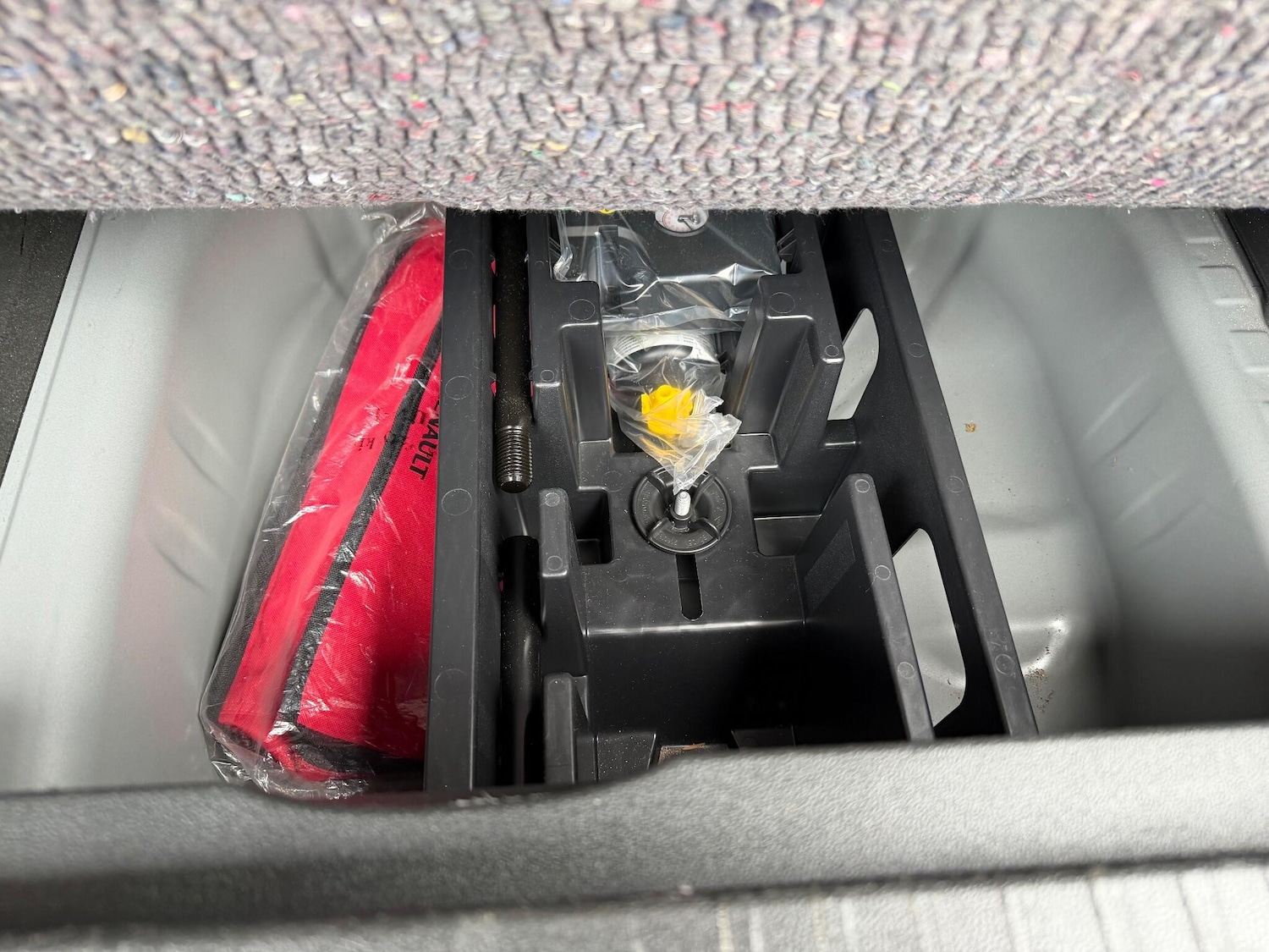 Used Renault Captur 2018 for sale - 76634083: Photo 14